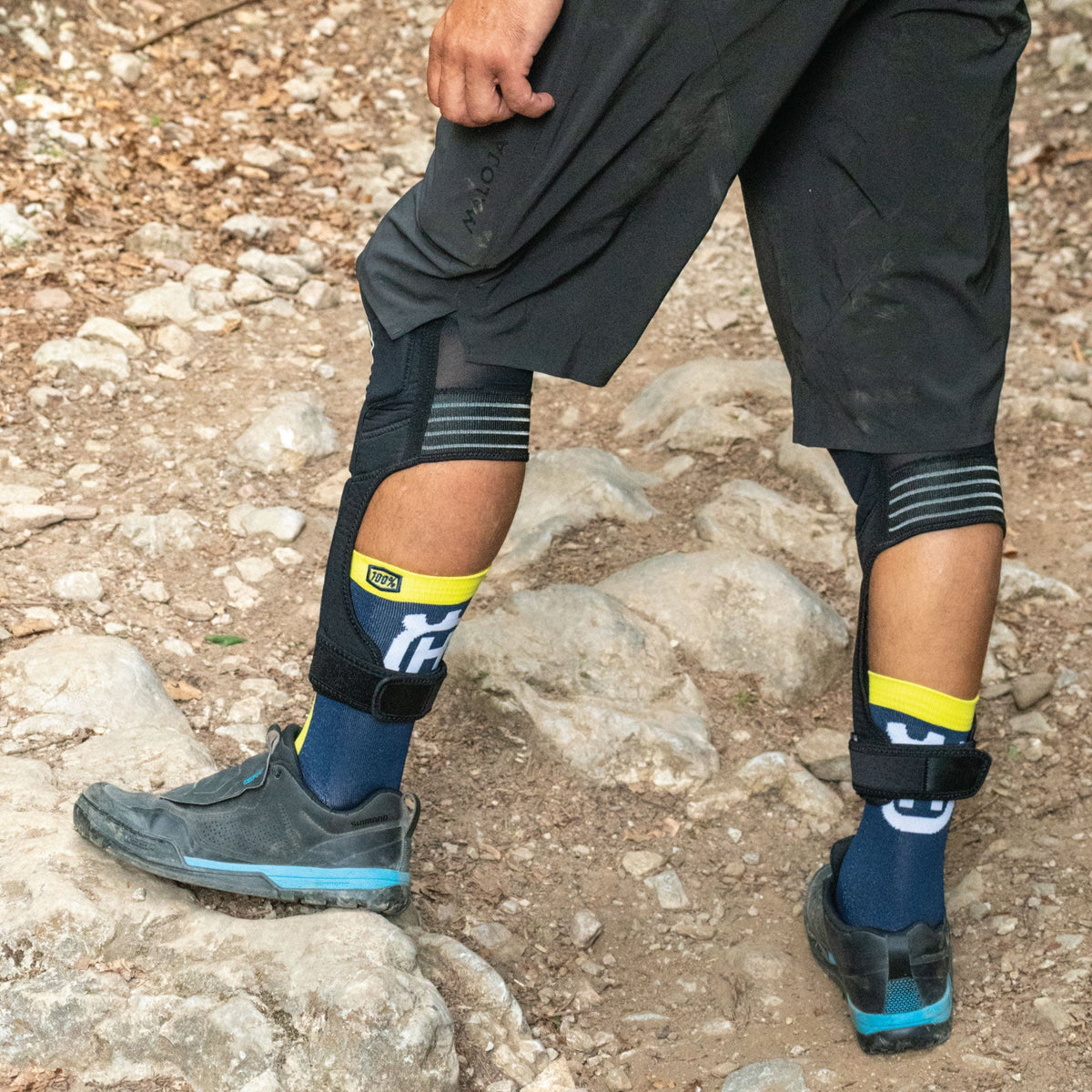 AMPLIFI Kana Knee