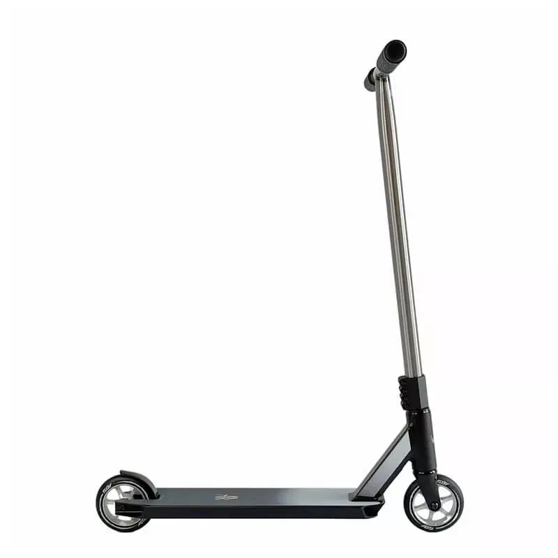 Flyby Air V2 Complete Pro Scooter Black/Chrome